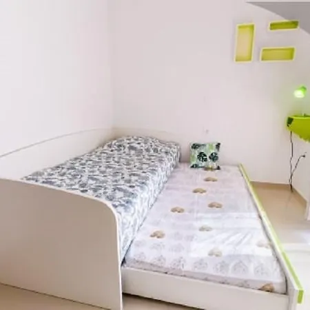 Stela Pool Apartment