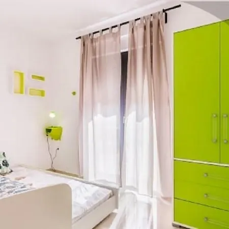 Stela Pool Apartment *